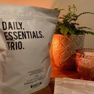 Happy Spritz Daily Essentials Trio Towelettes